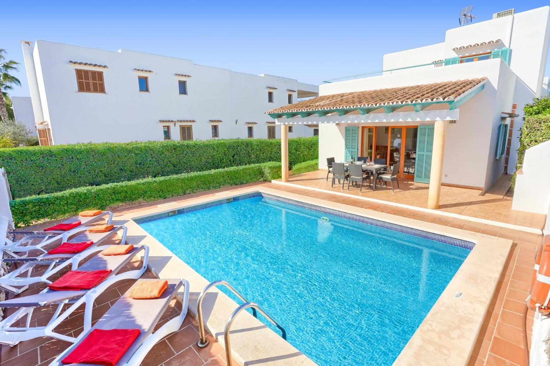 Villa Angel Luis By